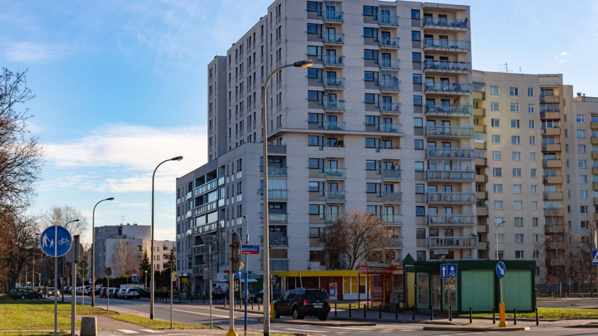 Dickensa 27 – Advanced Security and Communication Offered by DNAKE Smart Intercom System in Warsaw, Poland